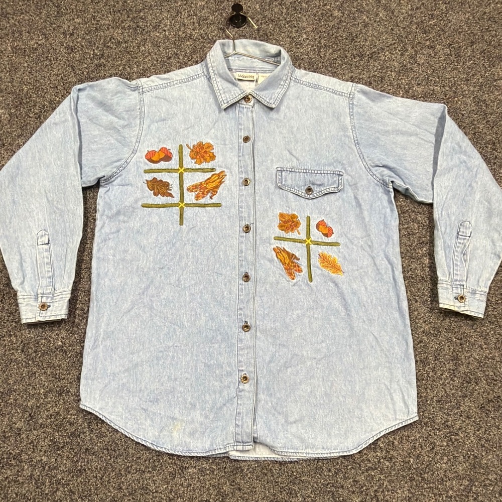 Basic Editions Denim Shirt Womens M Blue Fall Embroidered Leaves Cotton Vintage